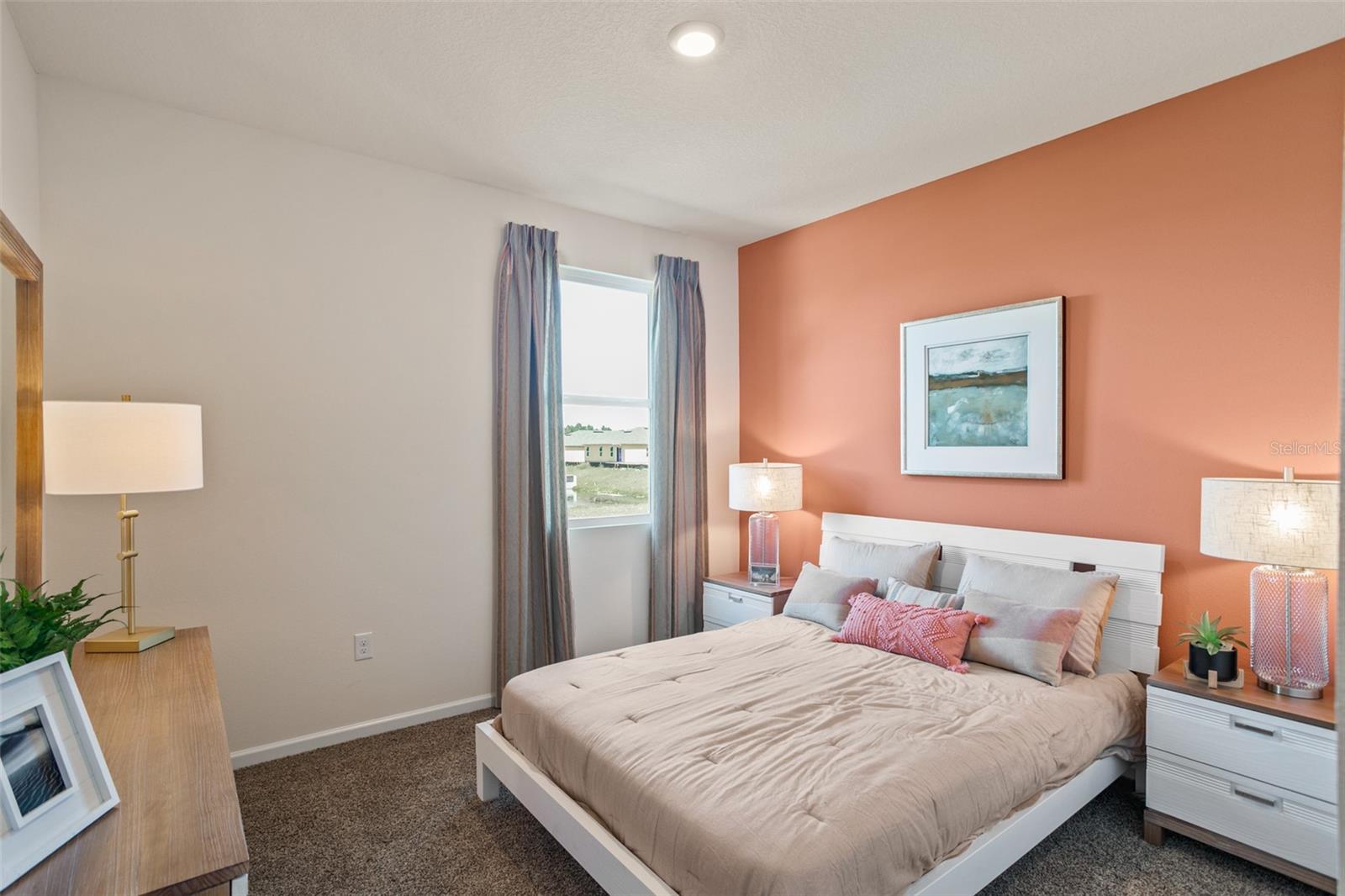 33 SPRINGWOOD DR, PALM COAST, FL, 32137