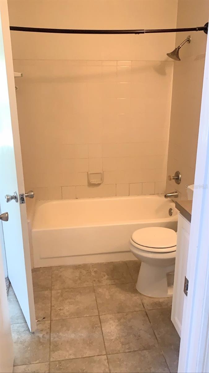 5968 WESTGATE DR #304, ORLANDO, FL, 32835
