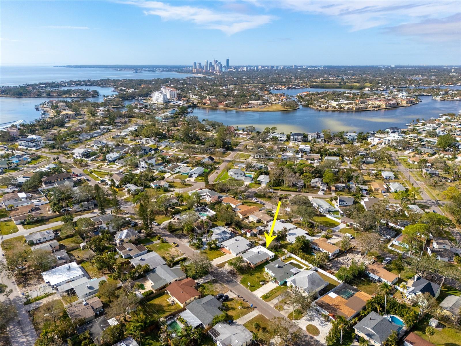 4000 HUNTINGTON ST NE, ST PETERSBURG, FL, 33703