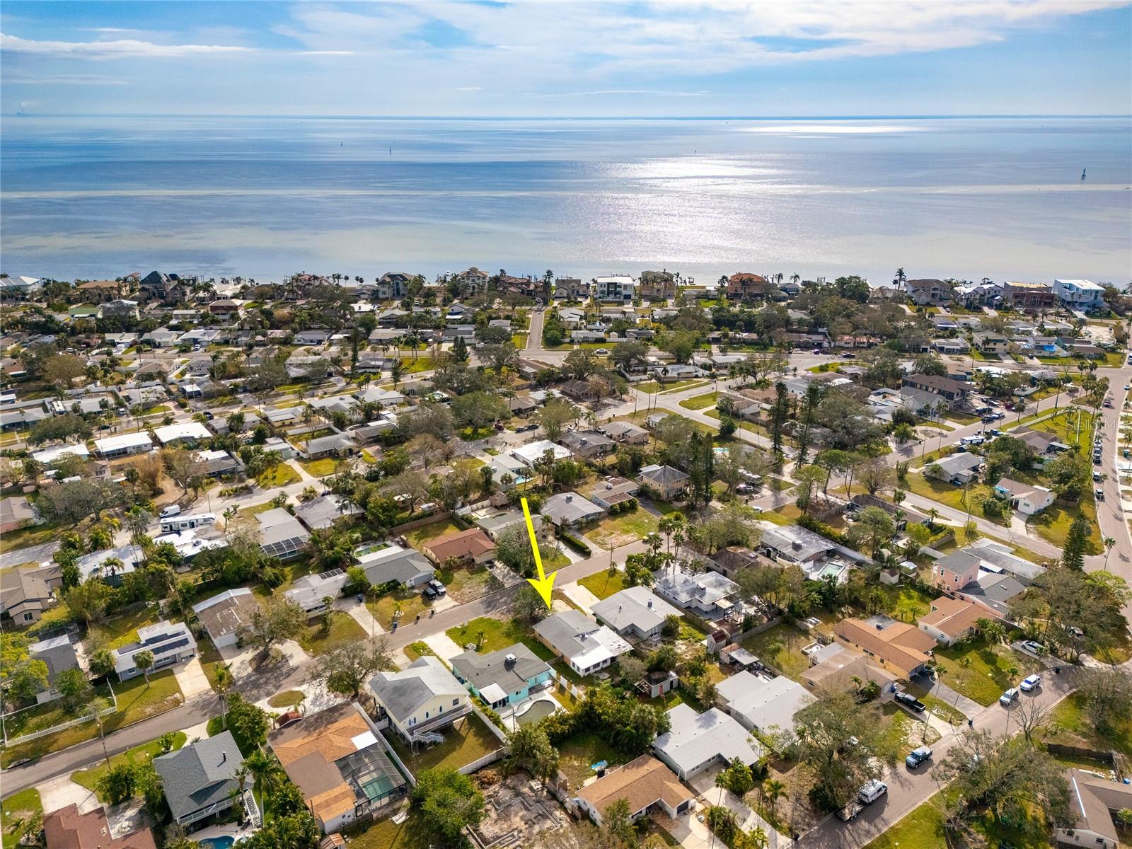 4000 HUNTINGTON ST NE, ST PETERSBURG, FL, 33703
