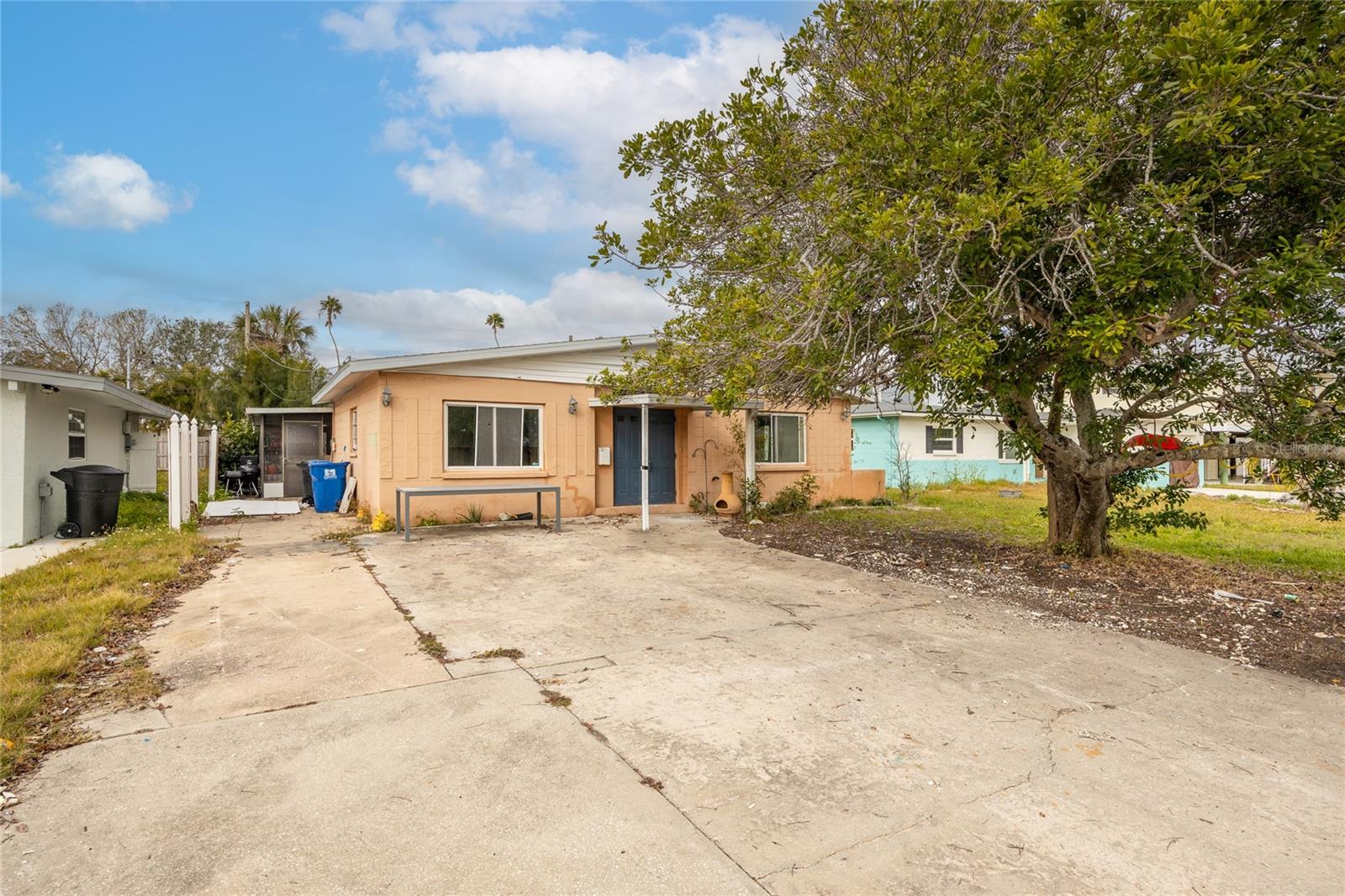 4000 HUNTINGTON ST NE, ST PETERSBURG, FL, 33703