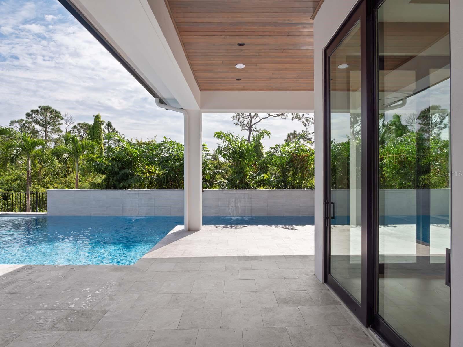 O6276285 Property Photo