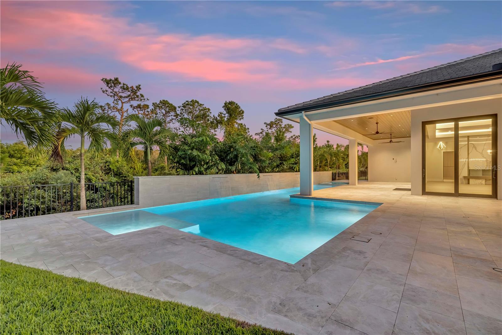 O6276285 Property Photo