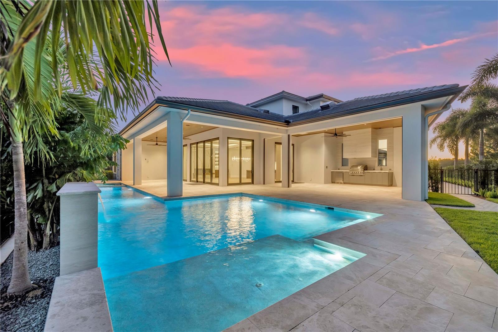 O6276285 Property Photo