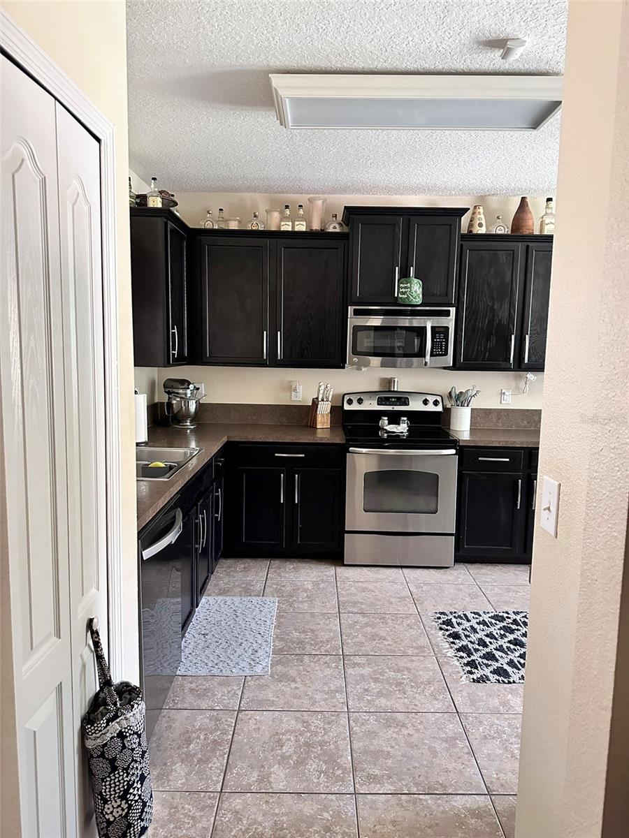 4813 WATERS GATE DR, TAVARES, FL, 32778