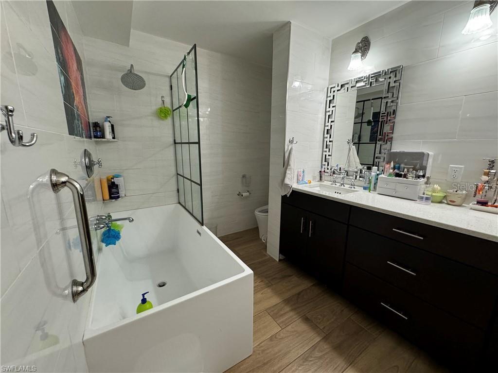 1570 PARK MEADOWS DR #2, FORT MYERS, FL, 33907