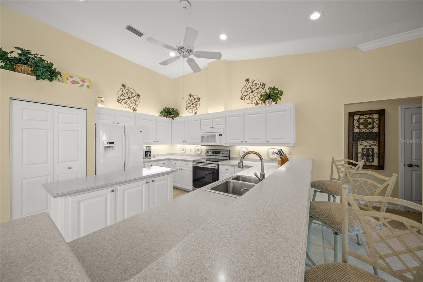 557 MARSH CREEK RD, VENICE, FL, 34292