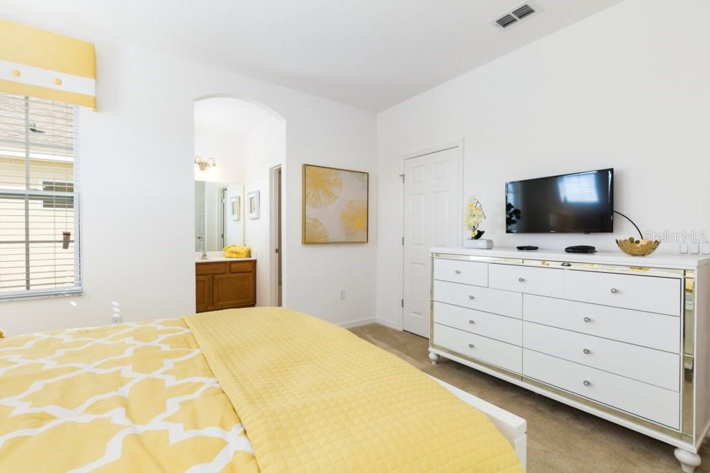 2281 CROFTON AVE, DAVENPORT, FL, 33837