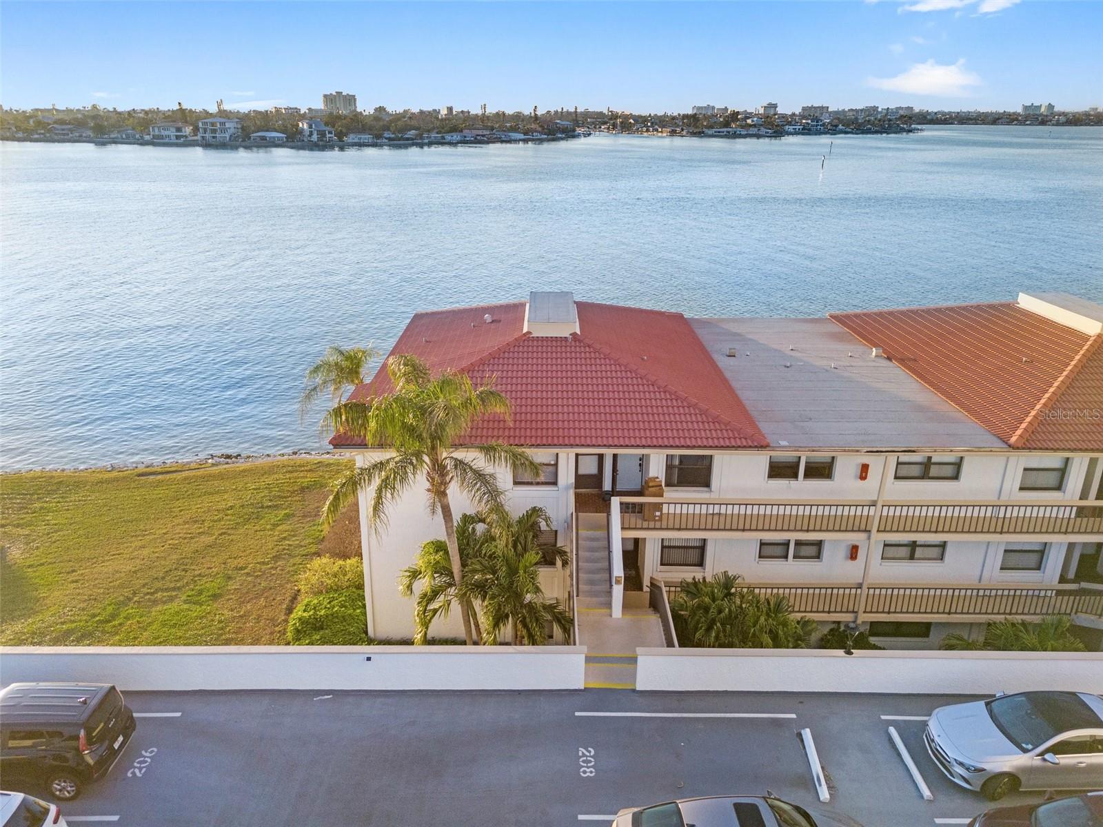 6265 SUN BLVD #101, ST PETERSBURG, FL, 33715