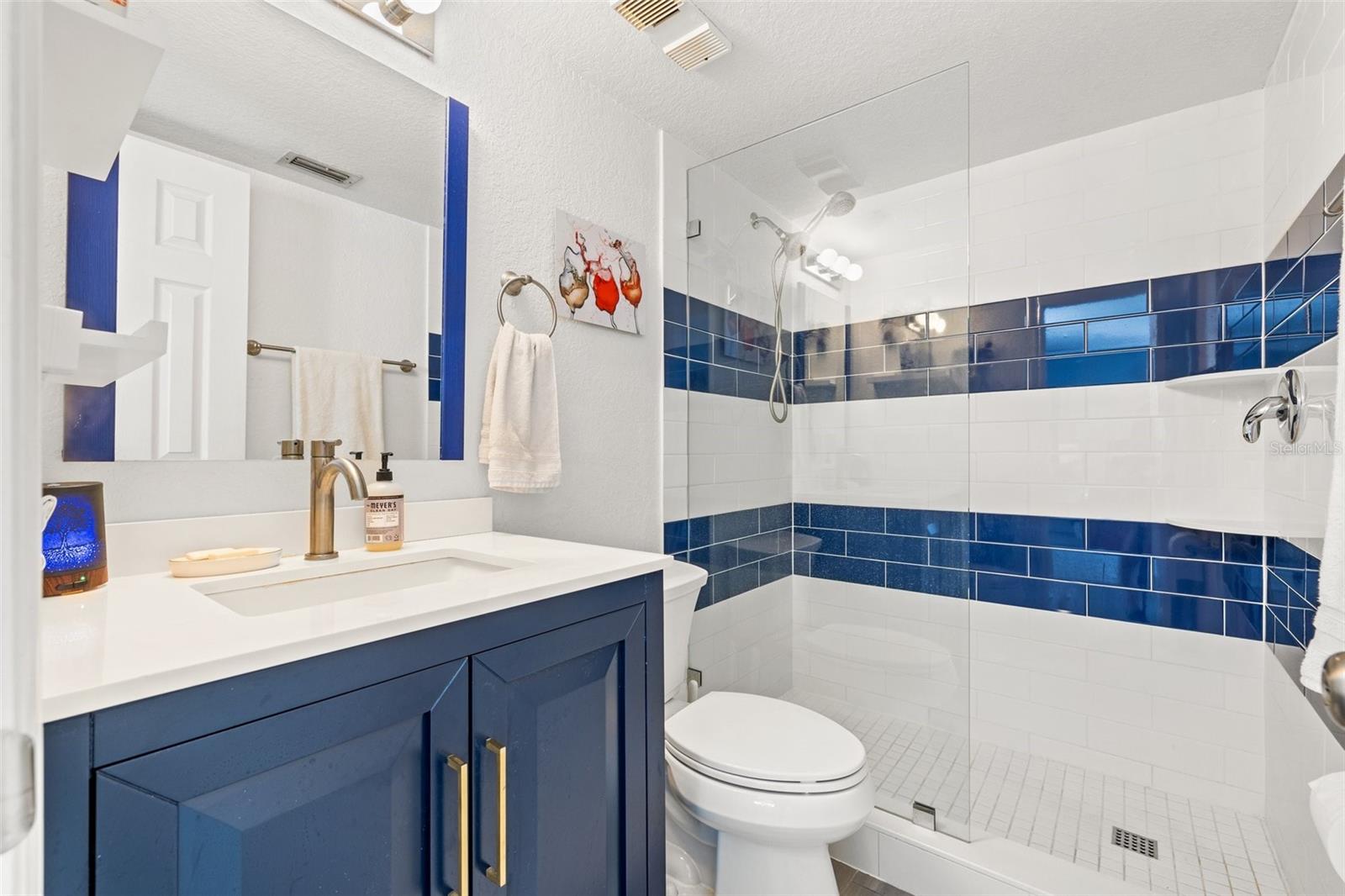 6265 SUN BLVD #101, ST PETERSBURG, FL, 33715