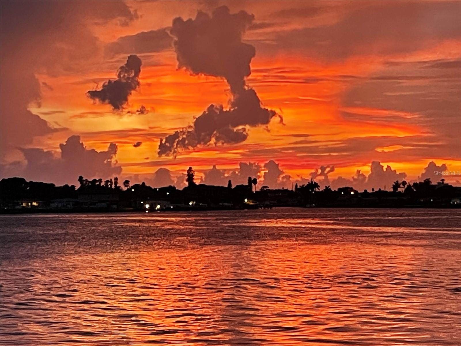 6265 SUN BLVD #101, ST PETERSBURG, FL, 33715