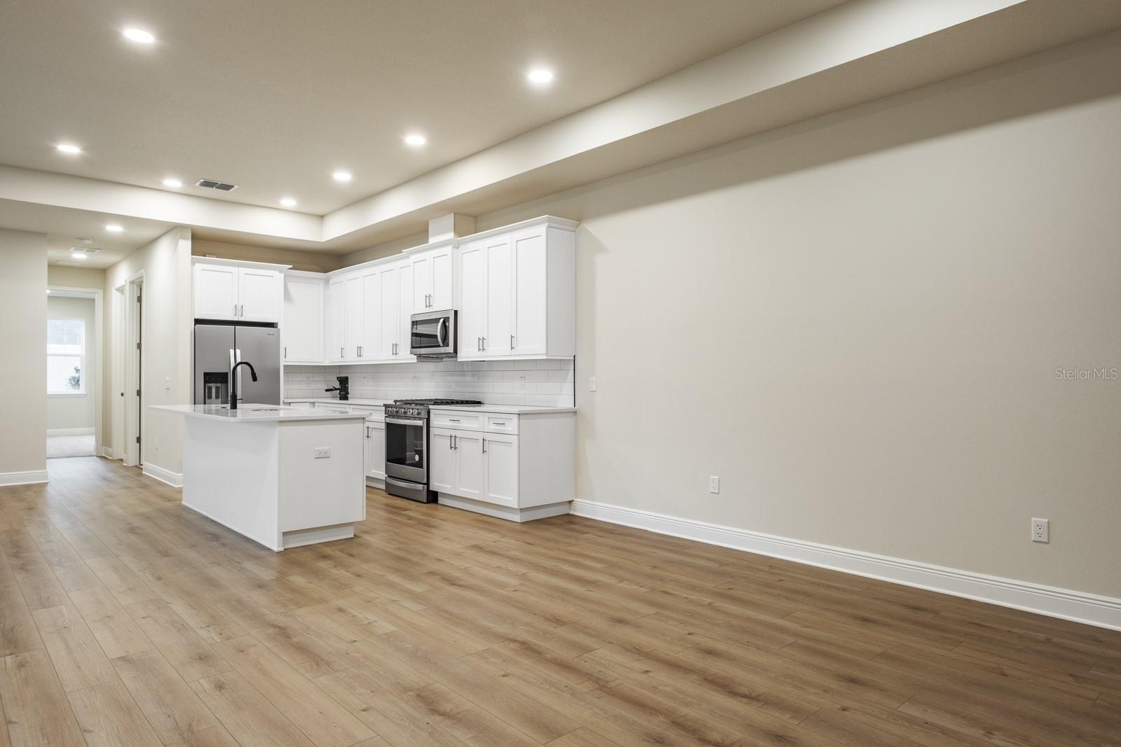 2569 MARIO WAY, CLEARWATER, FL, 33761