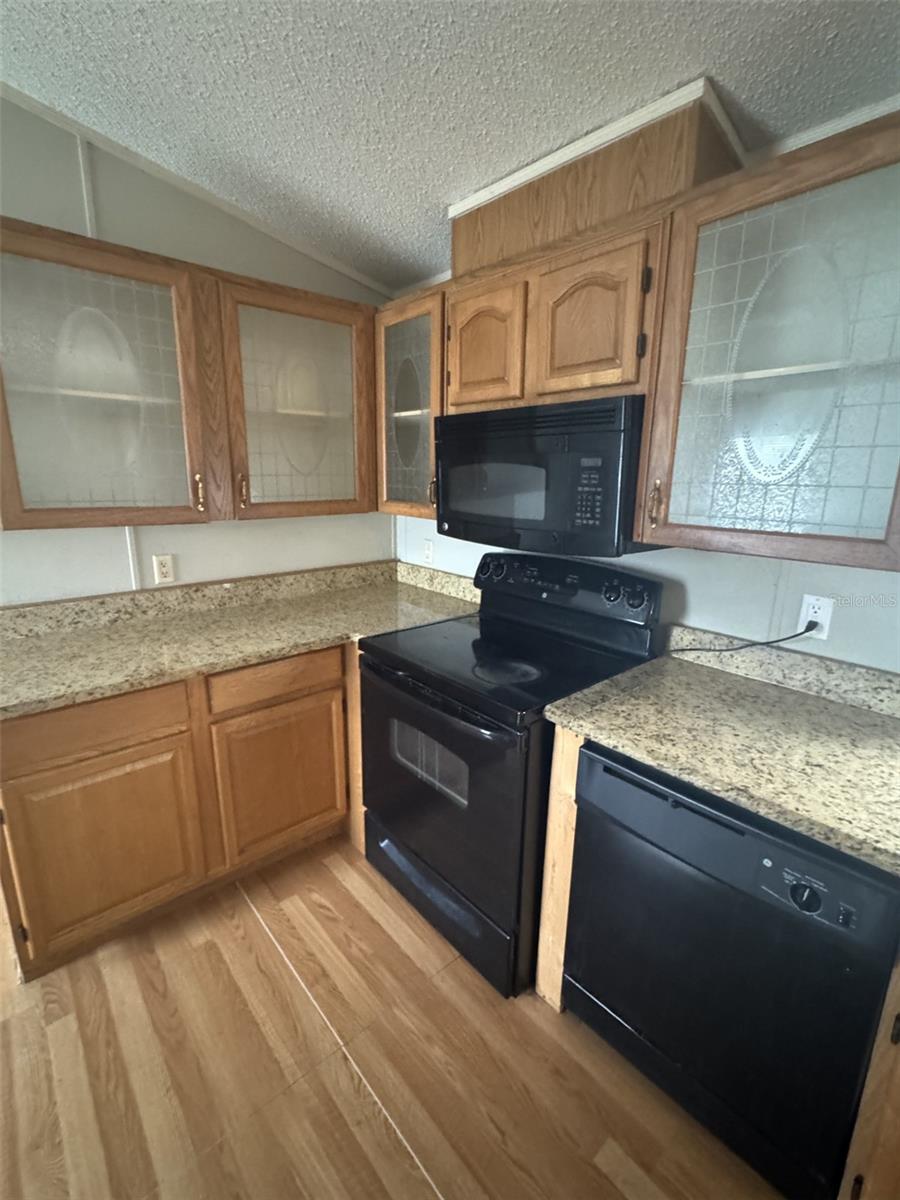 2360 PLUM AVE, AUBURNDALE, FL, 33823