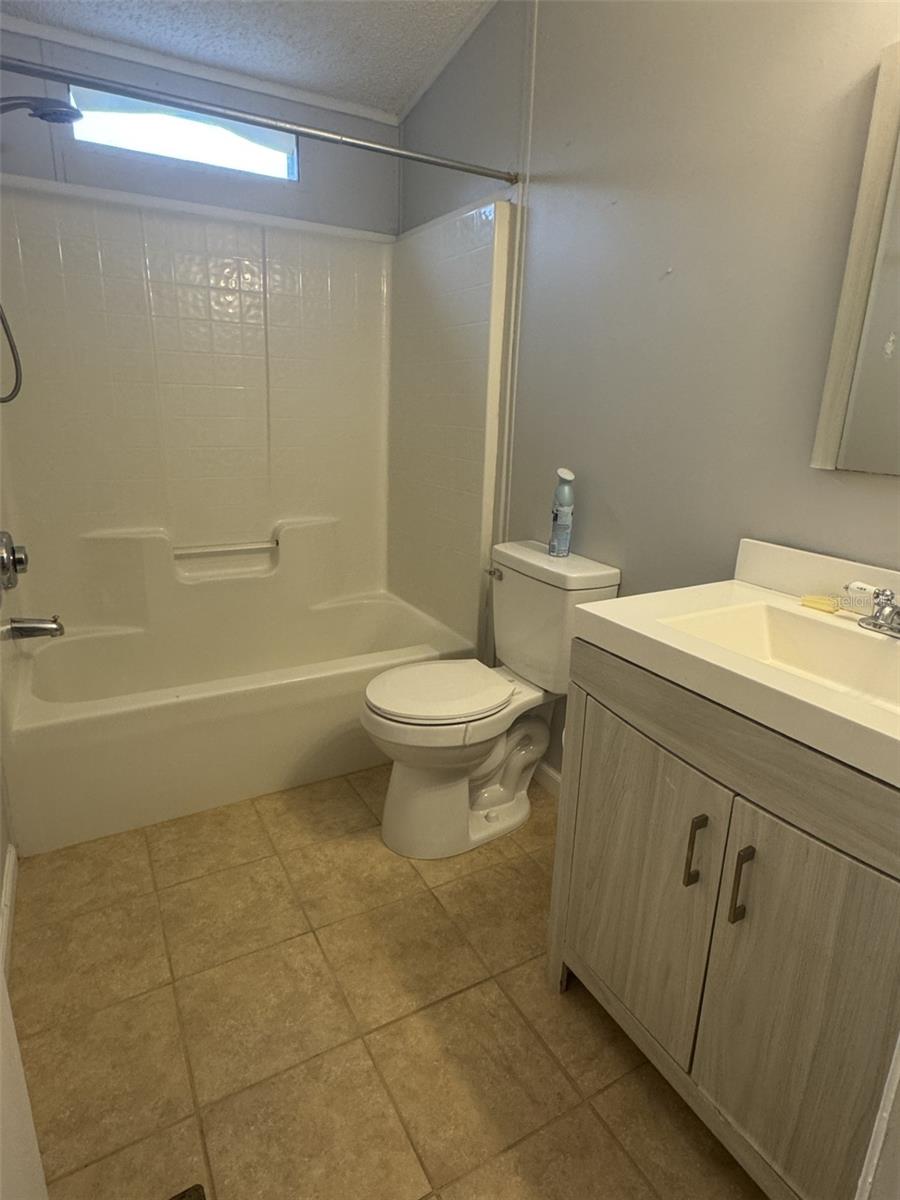 2360 PLUM AVE, AUBURNDALE, FL, 33823