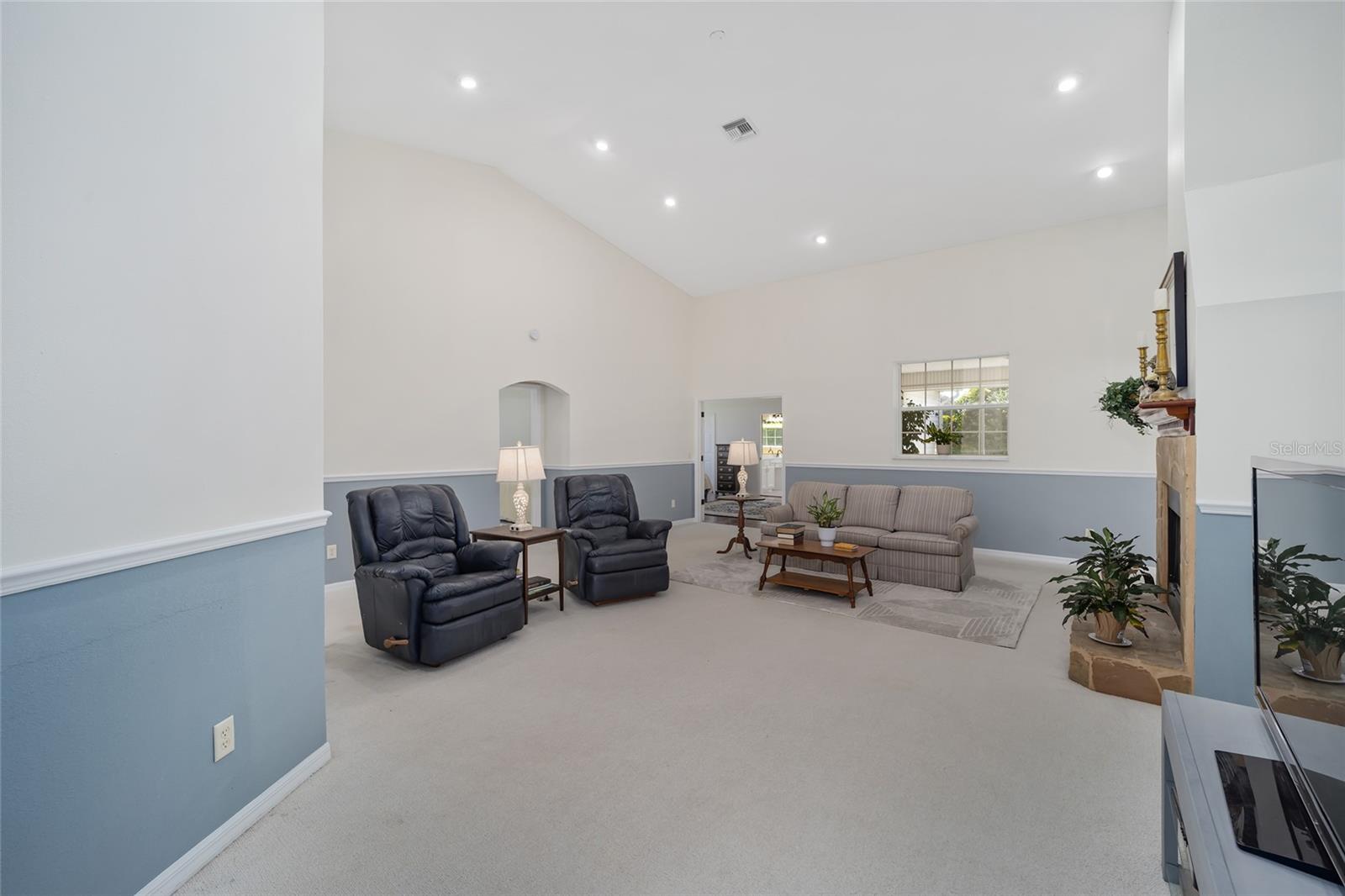 7137 S MAGNOLIA AVE, OCALA, FL, 34476
