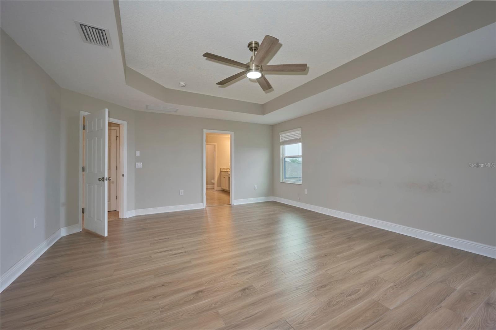 8044 LAGO MIST WAY, WESLEY CHAPEL, FL, 33545