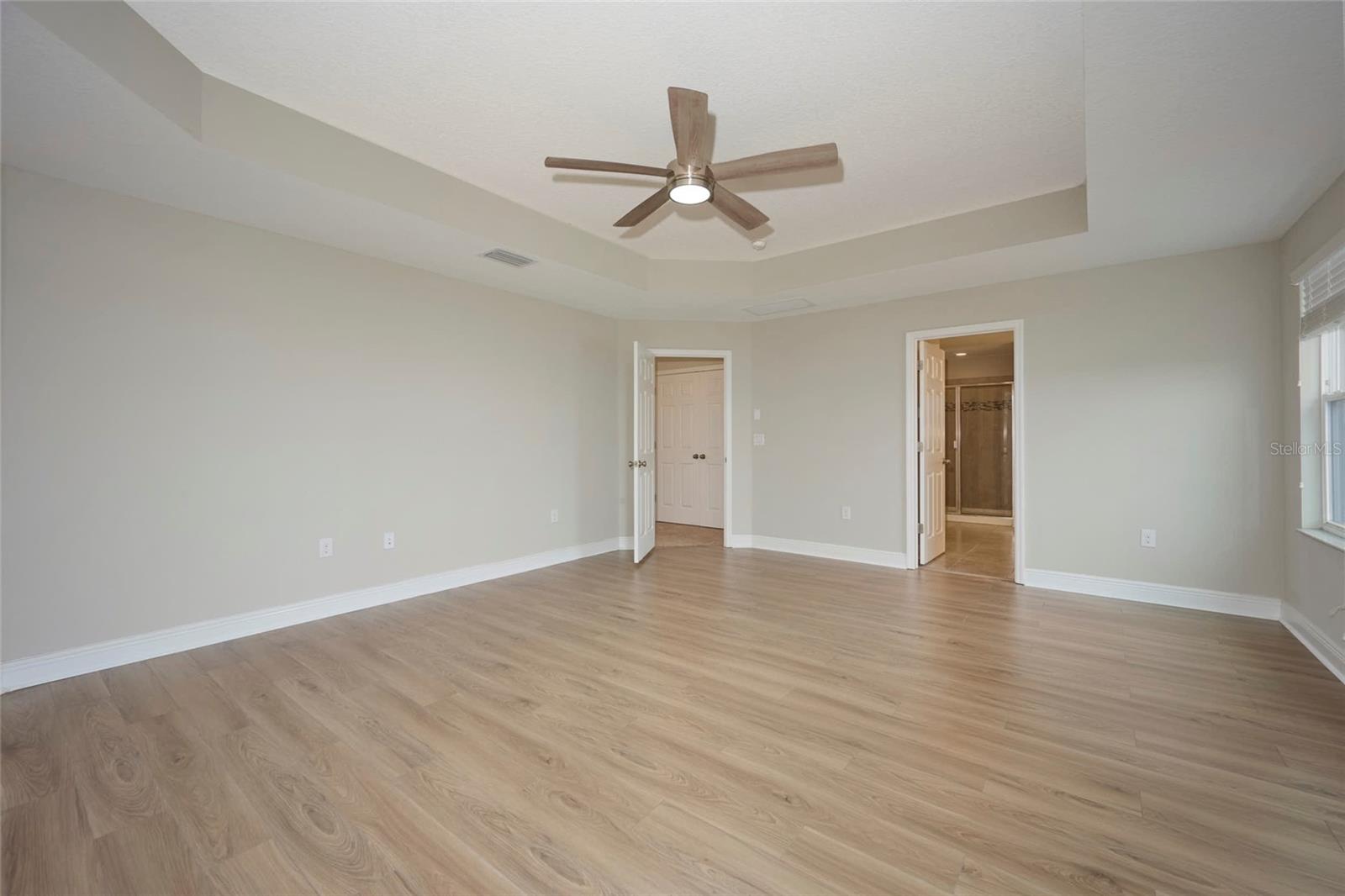 8044 LAGO MIST WAY, WESLEY CHAPEL, FL, 33545