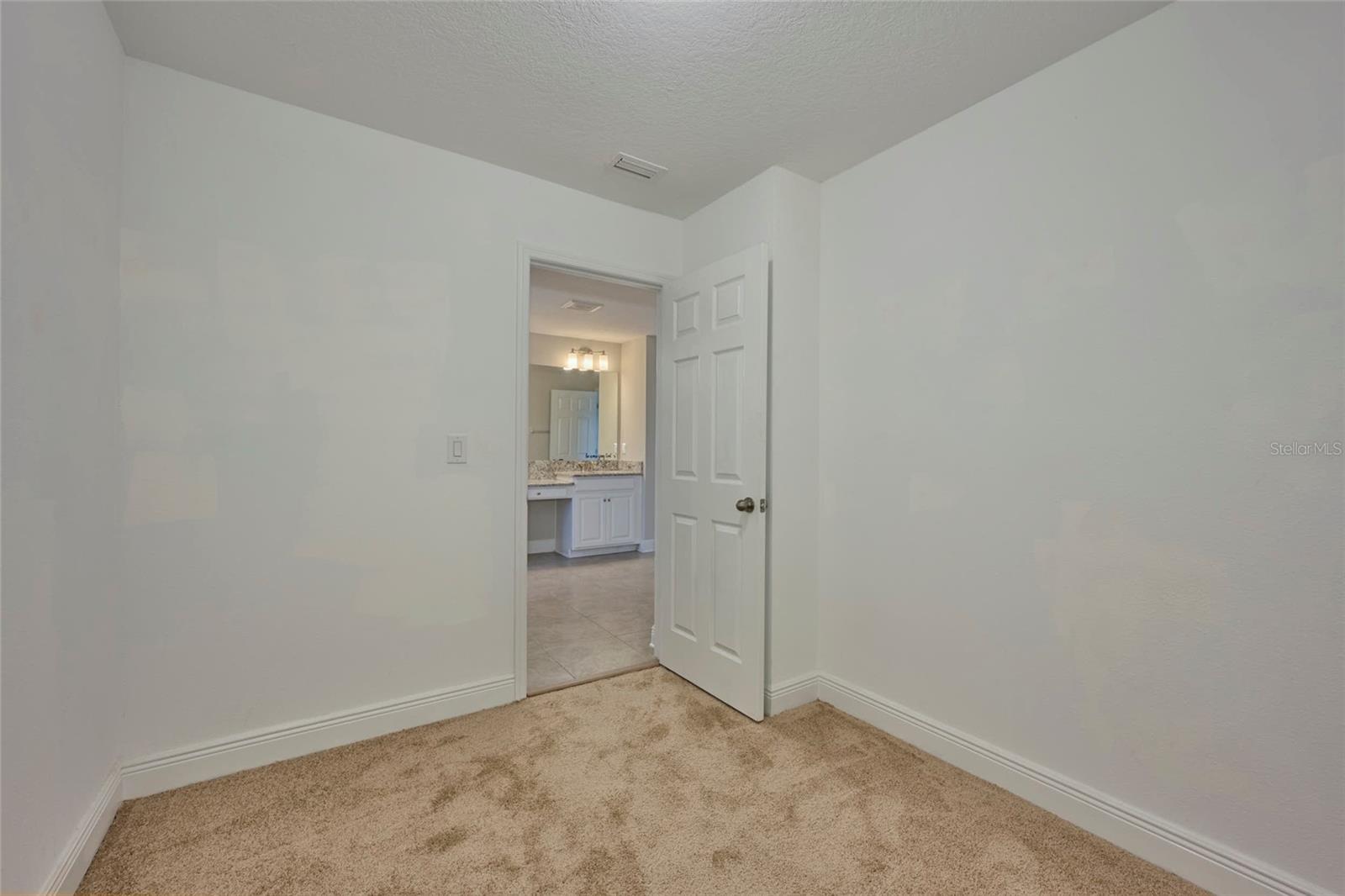 8044 LAGO MIST WAY, WESLEY CHAPEL, FL, 33545