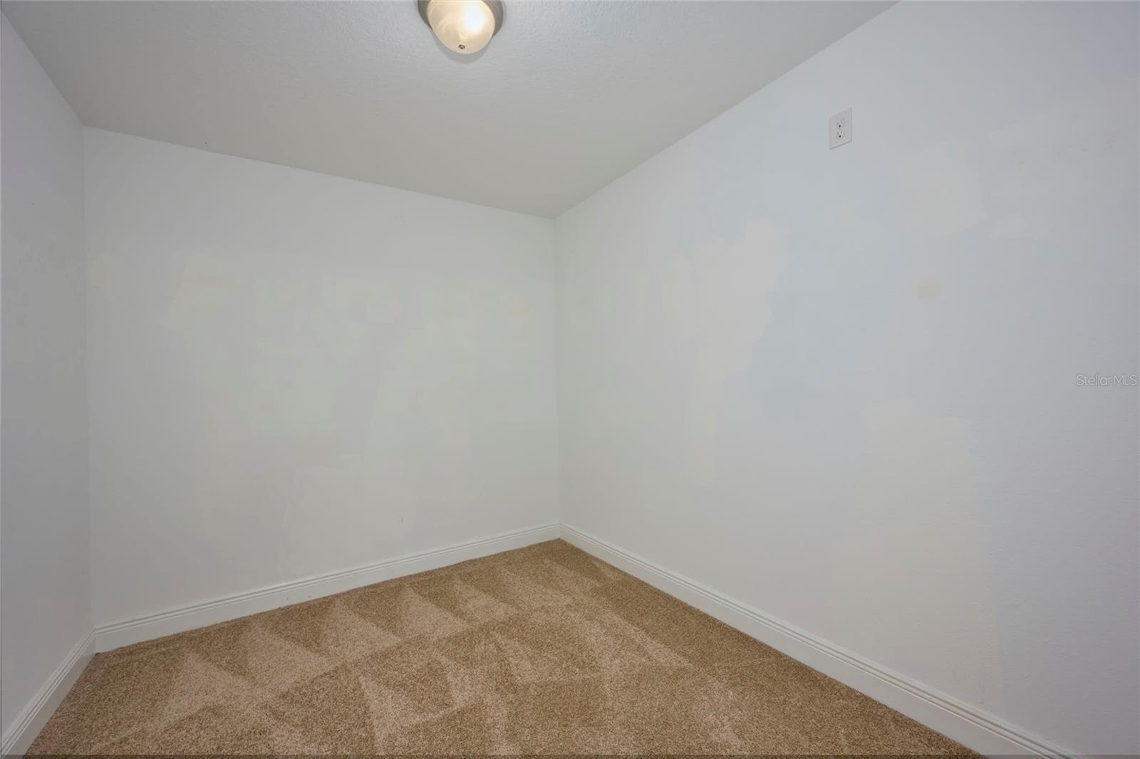 8044 LAGO MIST WAY, WESLEY CHAPEL, FL, 33545
