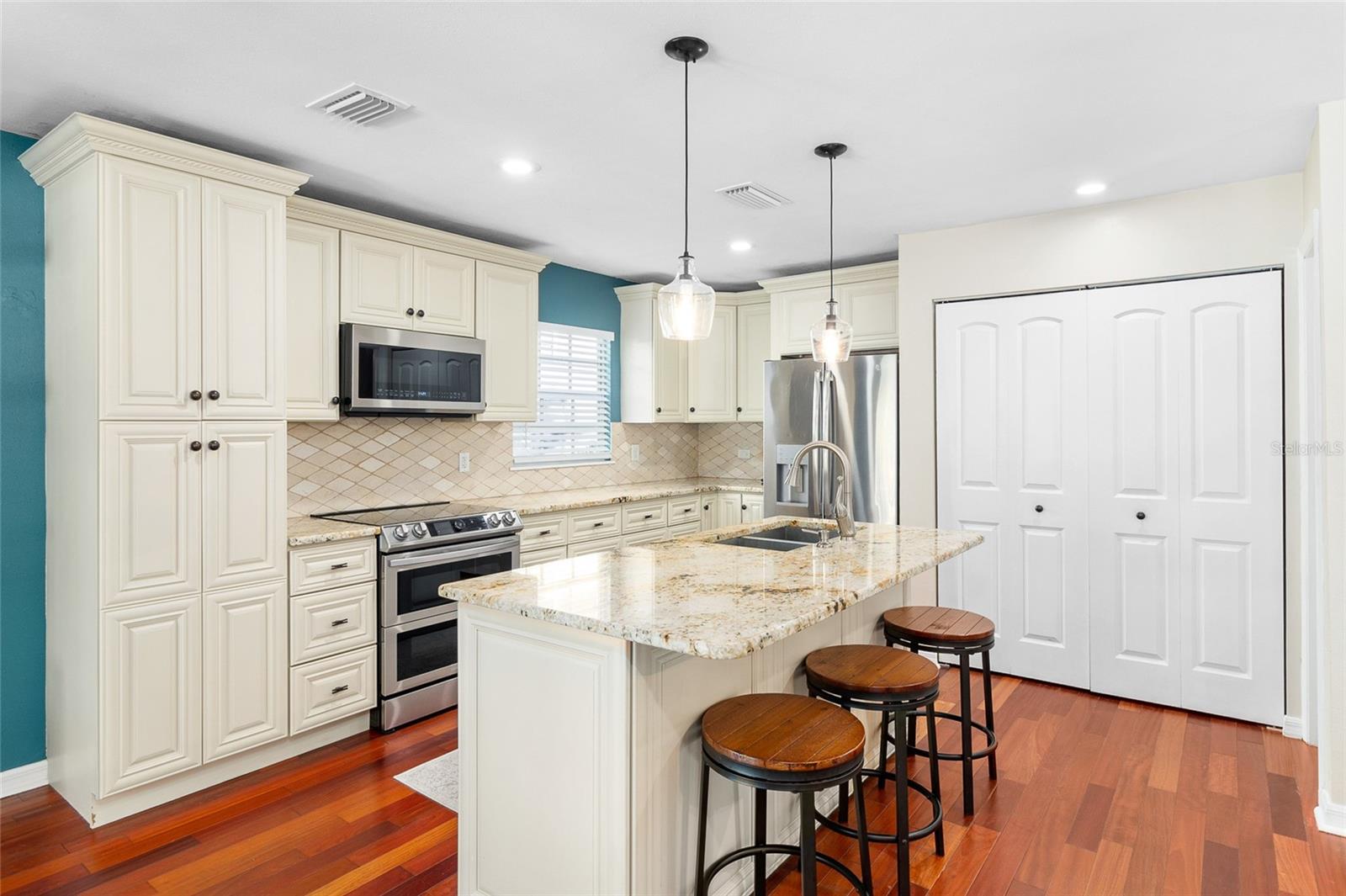 5705 BAYSHORE BLVD, TAMPA, FL, 33611