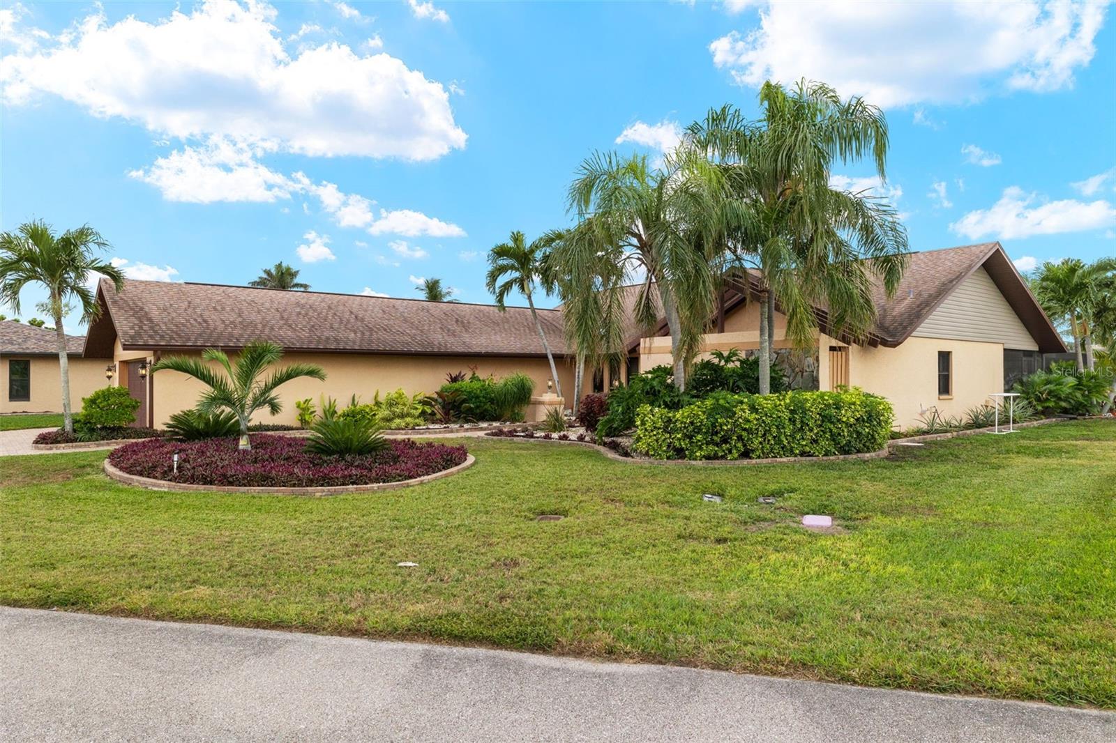 3722 SE 12TH CT, CAPE CORAL, FL, 33904