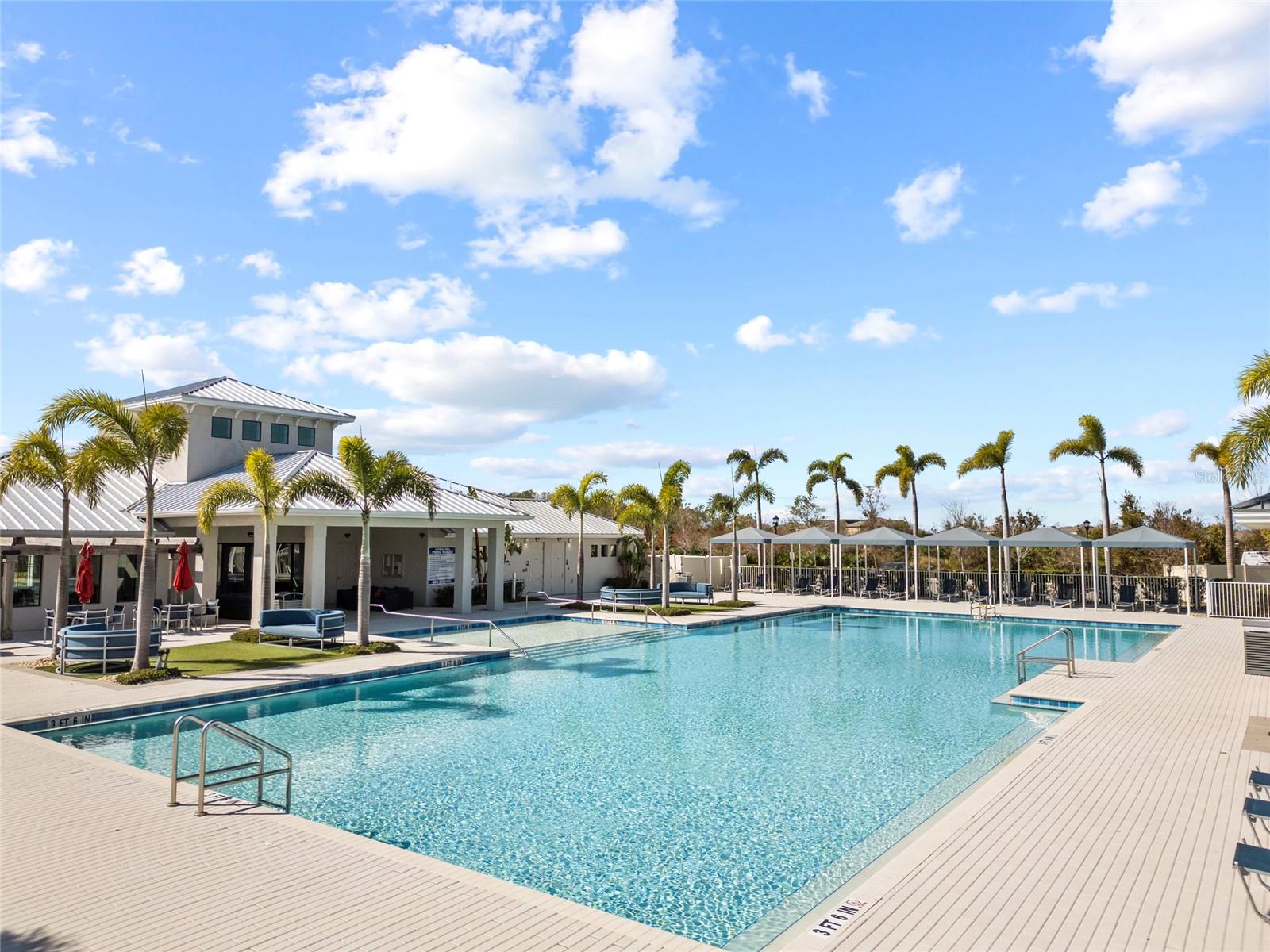 15720 BUCKFORD LANDING PL, SUN CITY CENTER, FL, 33573