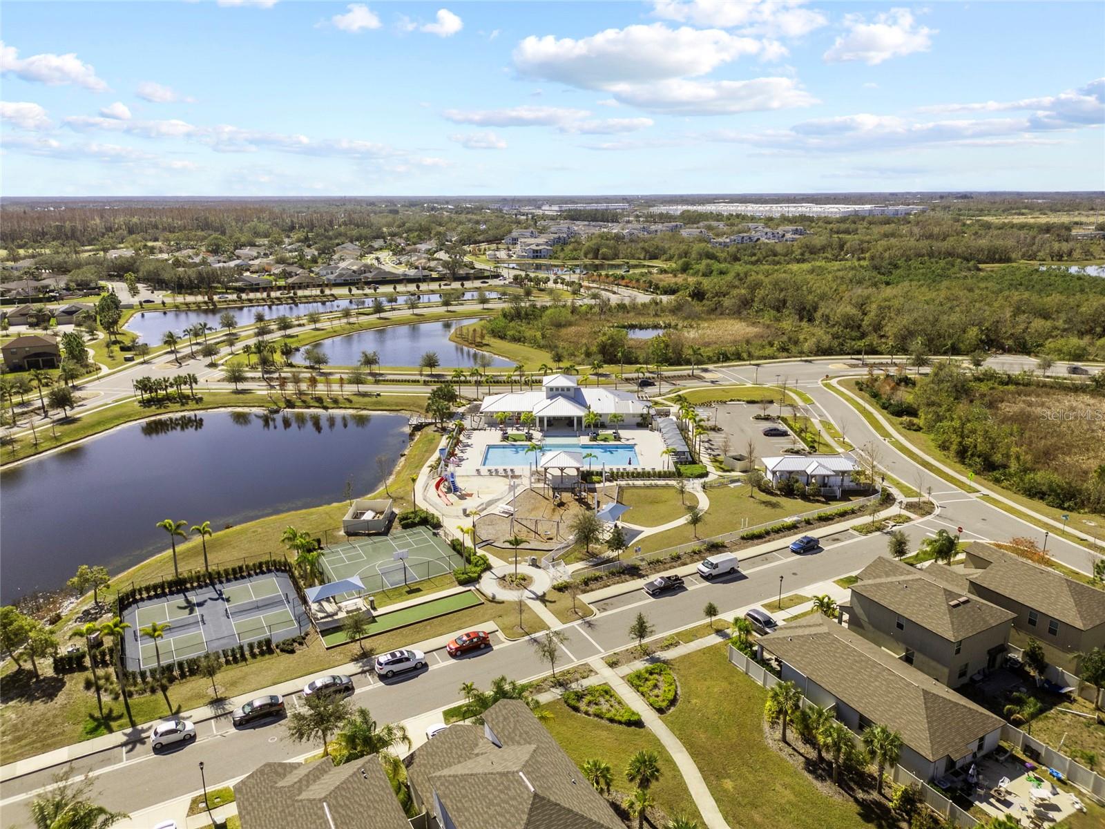 15720 BUCKFORD LANDING PL, SUN CITY CENTER, FL, 33573