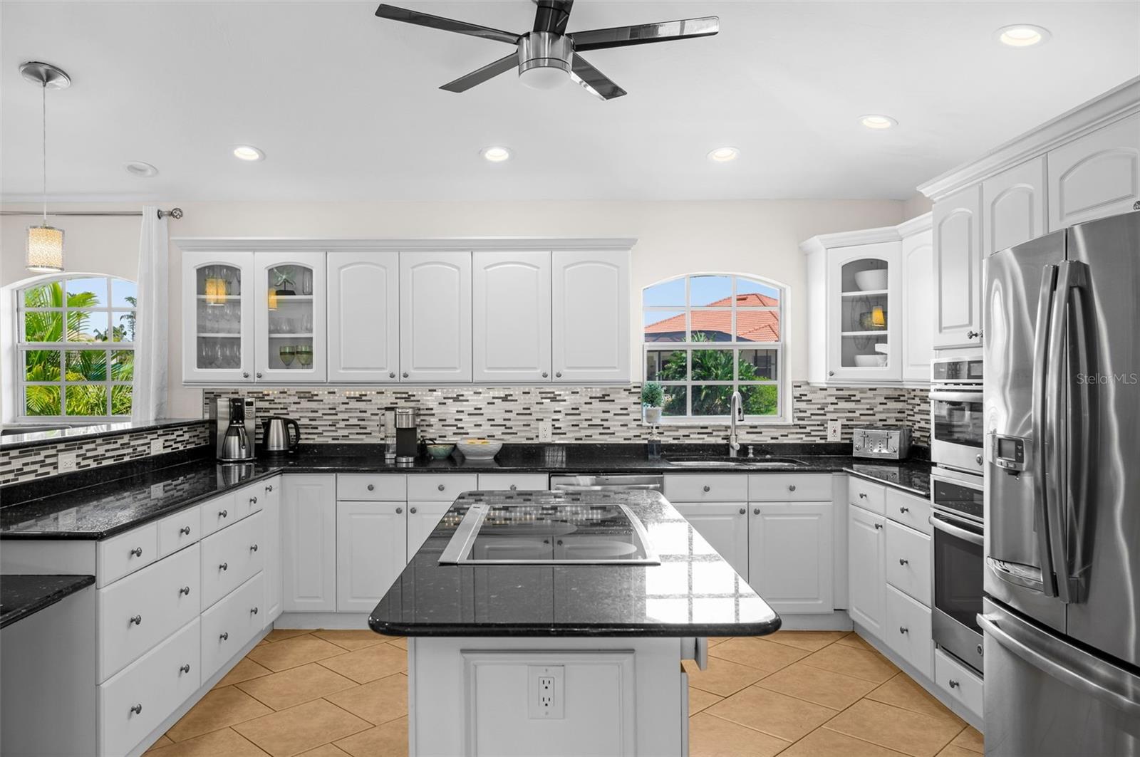 5111 CALUSA CT, CAPE CORAL, FL, 33904