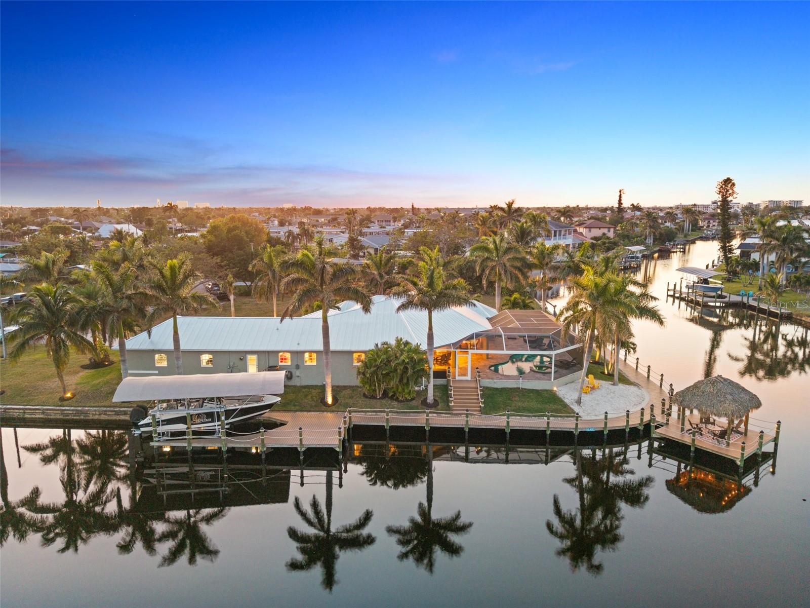 5111 CALUSA CT, CAPE CORAL, FL, 33904