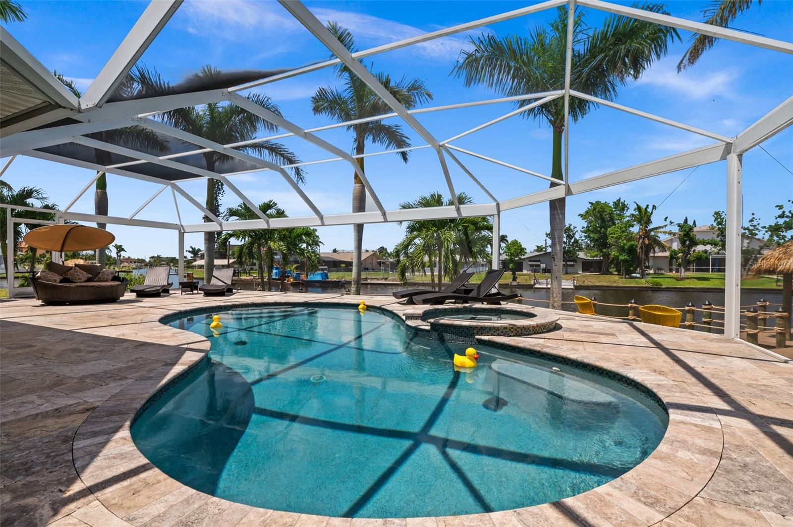 5111 CALUSA CT, CAPE CORAL, FL, 33904