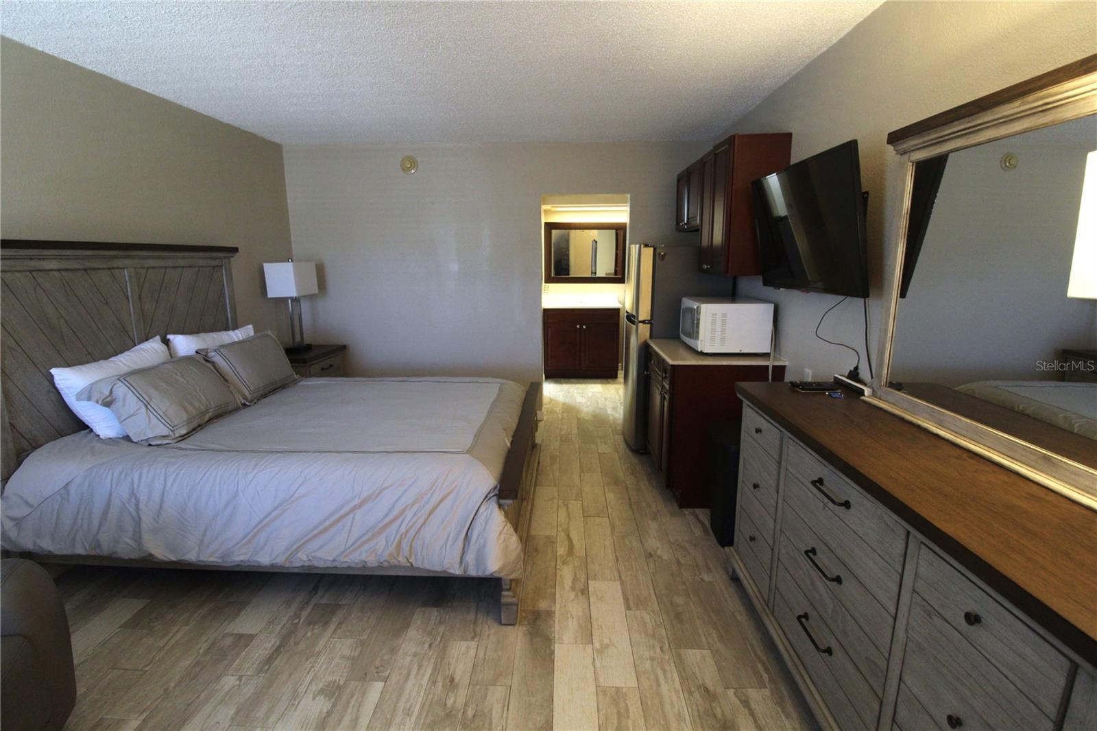 7150 N TAMIAMI TRL #C226, SARASOTA, FL, 34243