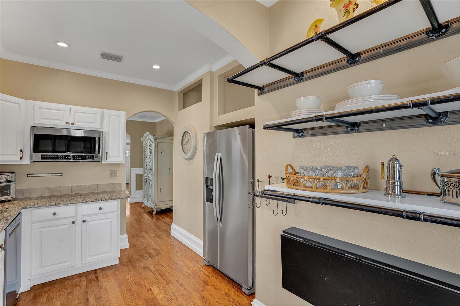 1161 35TH AVE N, ST PETERSBURG, FL, 33704