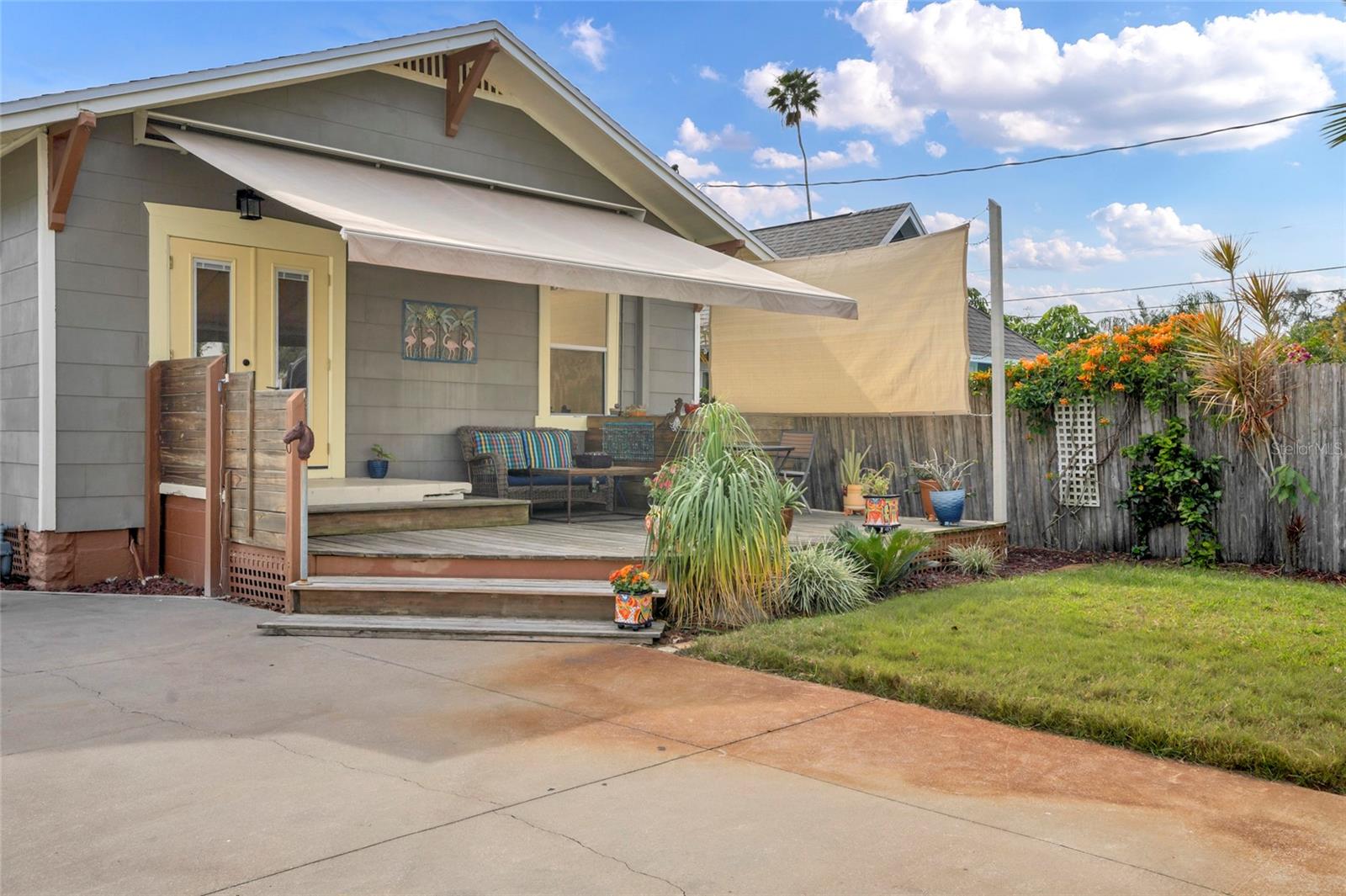 1161 35TH AVE N, ST PETERSBURG, FL, 33704