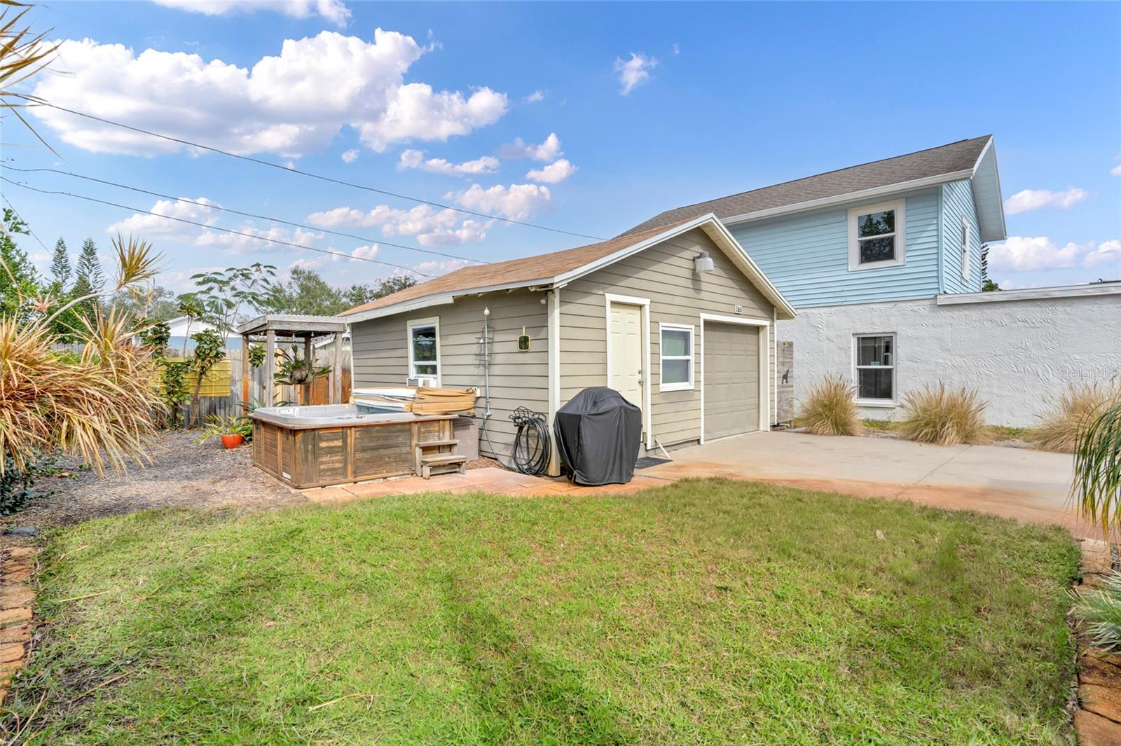 1161 35TH AVE N, ST PETERSBURG, FL, 33704