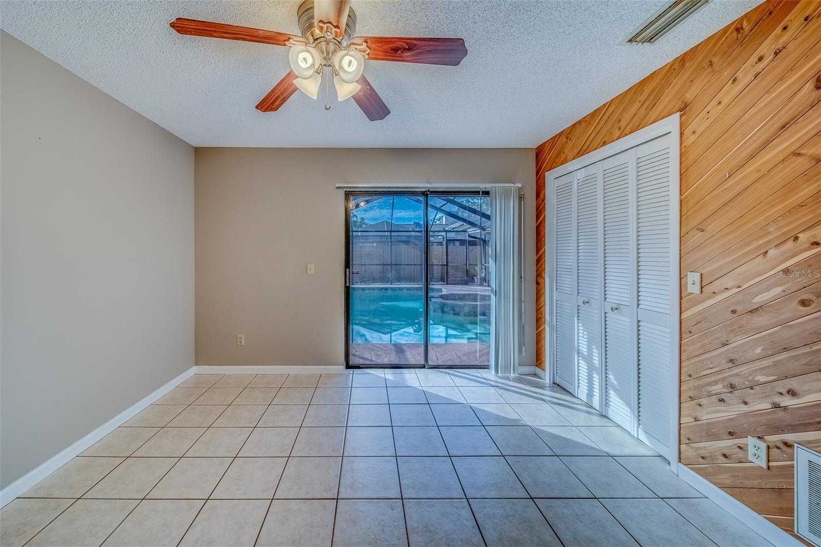 1112 WOODCREST AVE, SAFETY HARBOR, FL, 34695