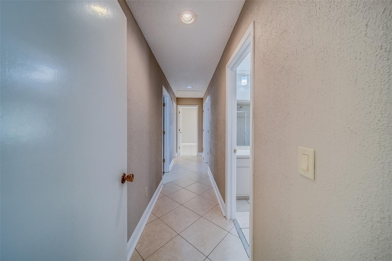 1112 WOODCREST AVE, SAFETY HARBOR, FL, 34695