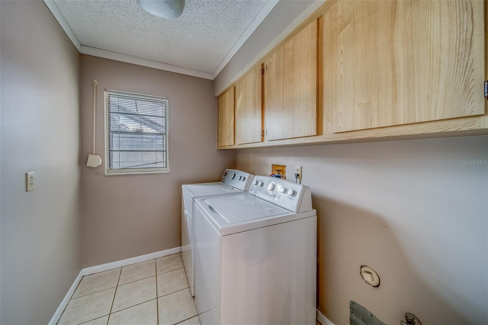 1112 WOODCREST AVE, SAFETY HARBOR, FL, 34695