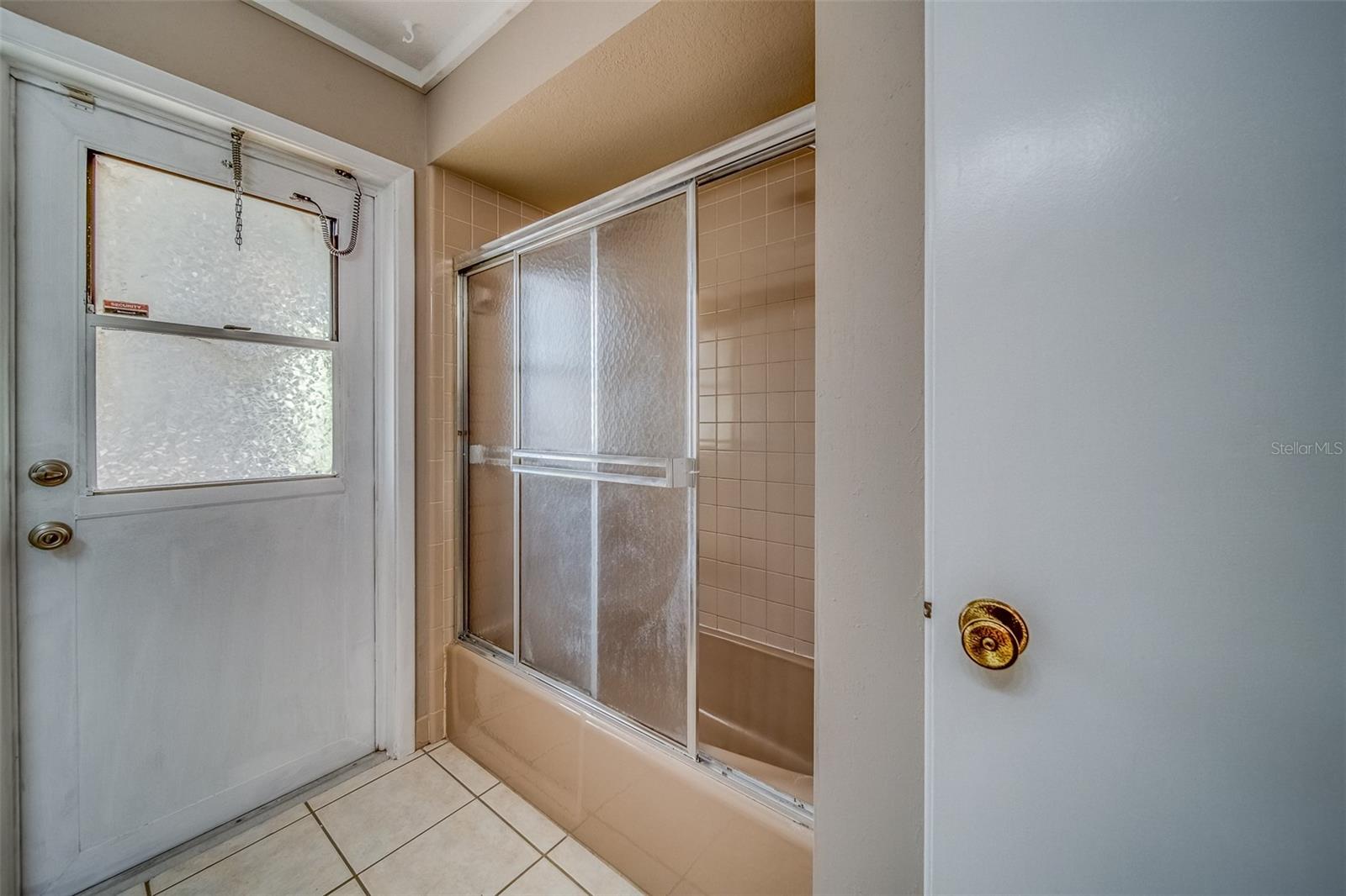 1112 WOODCREST AVE, SAFETY HARBOR, FL, 34695