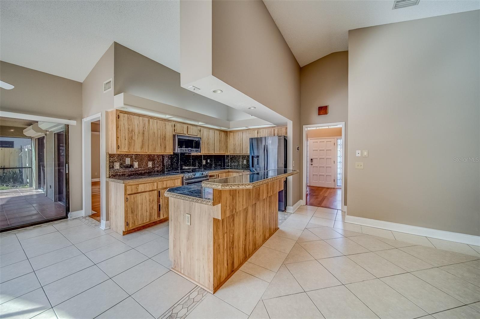 1112 WOODCREST AVE, SAFETY HARBOR, FL, 34695