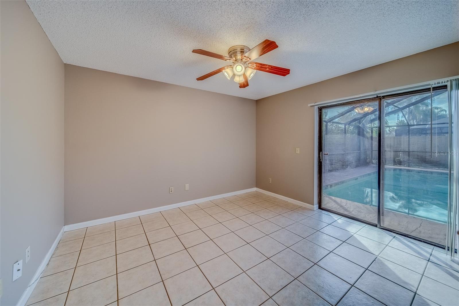 1112 WOODCREST AVE, SAFETY HARBOR, FL, 34695