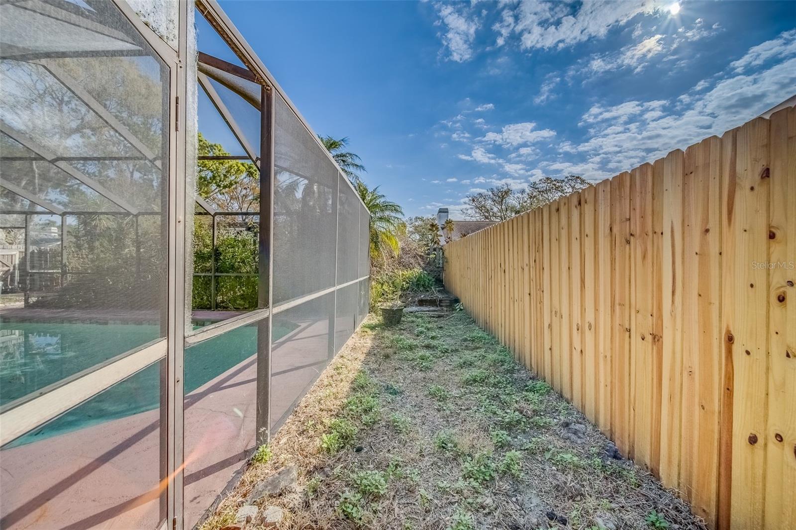 1112 WOODCREST AVE, SAFETY HARBOR, FL, 34695