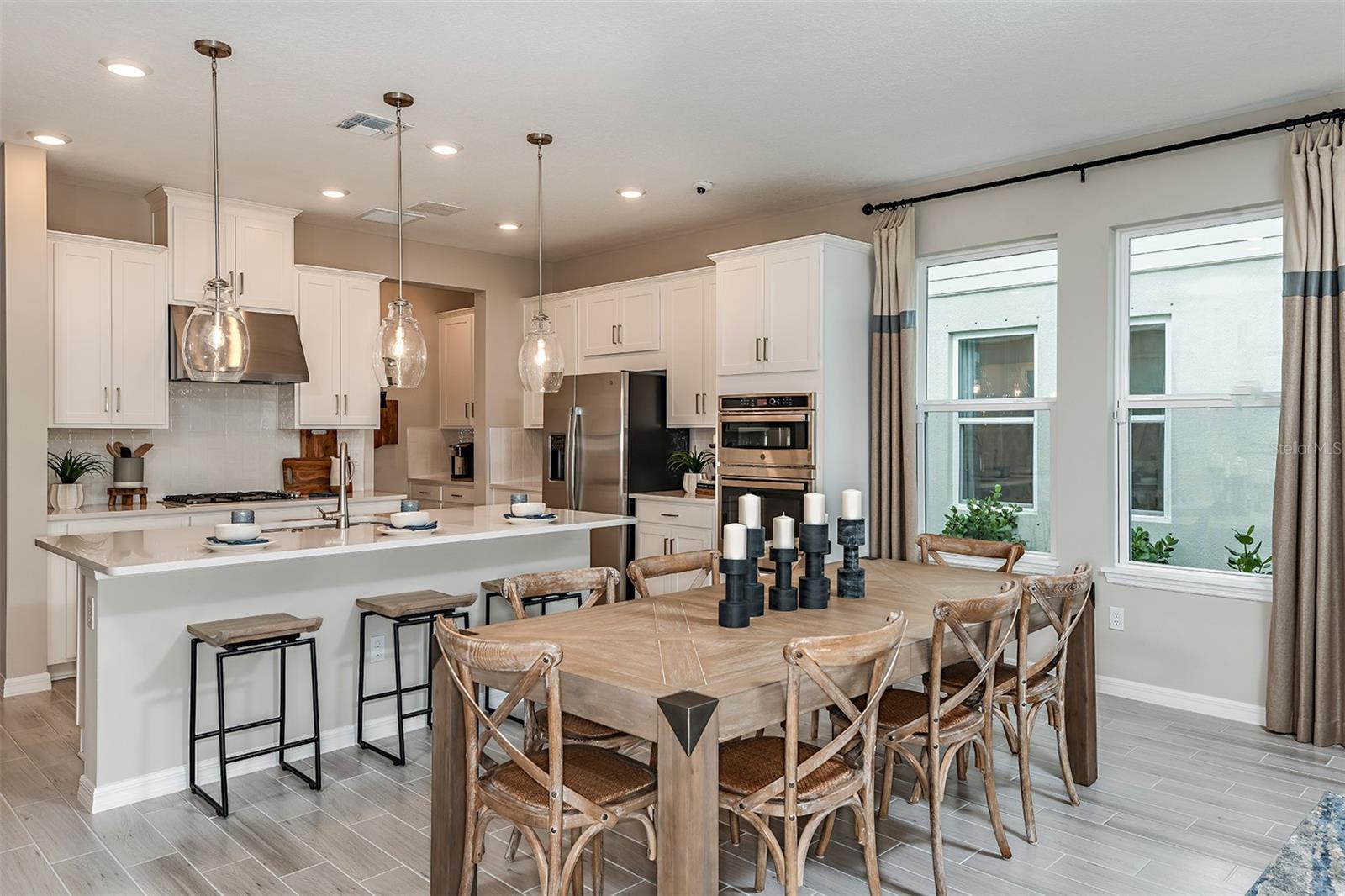 710 SKY SHADE DR, APOLLO BEACH, FL, 33572