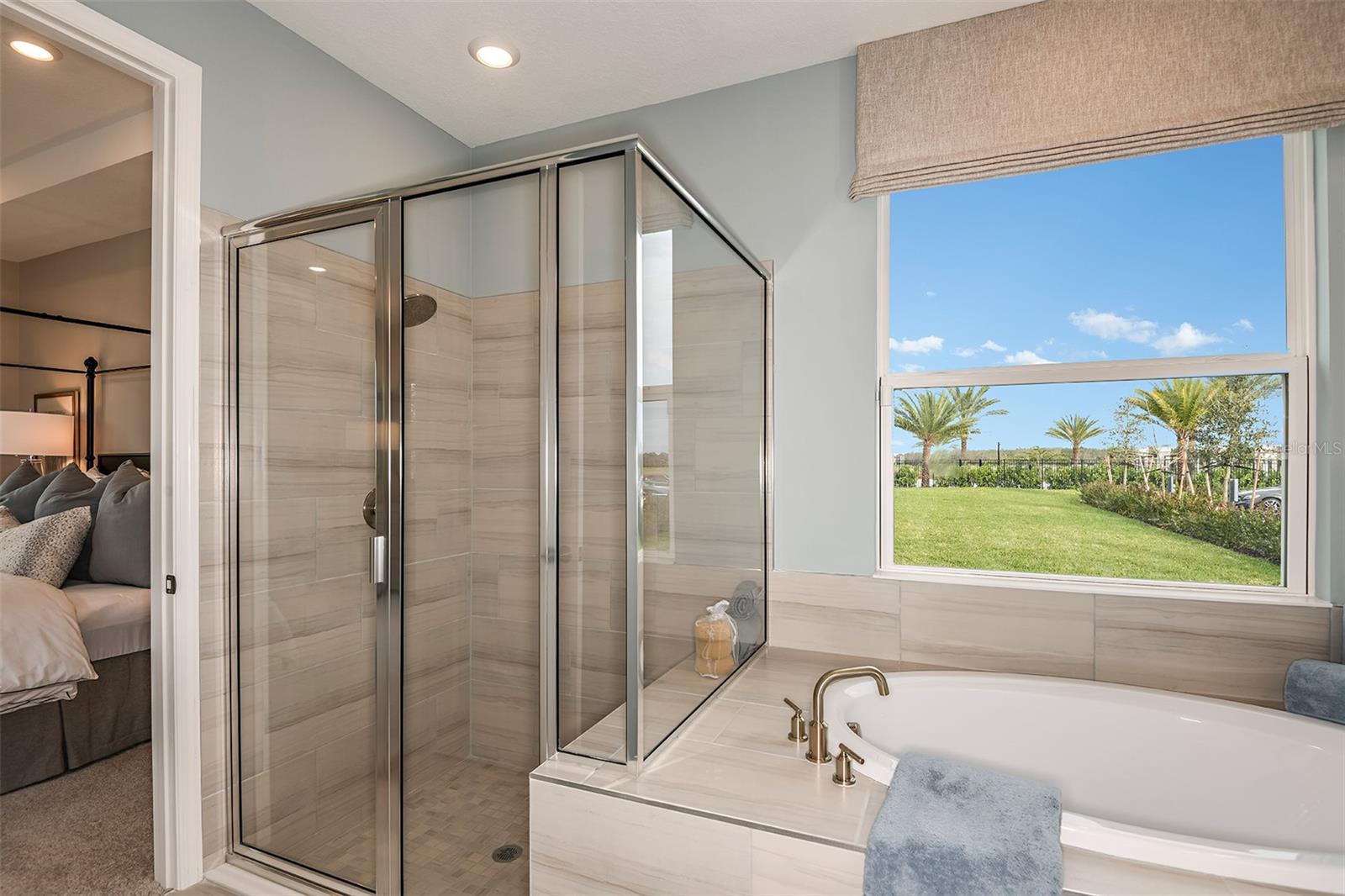 710 SKY SHADE DR, APOLLO BEACH, FL, 33572