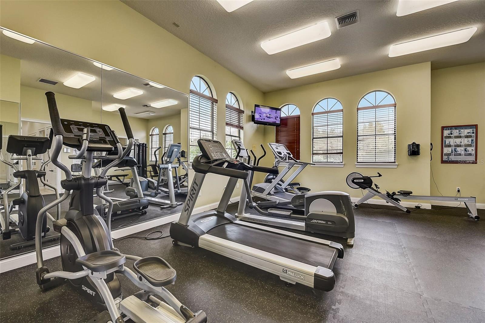 523 LAZIO CIR, DEBARY, FL, 32713
