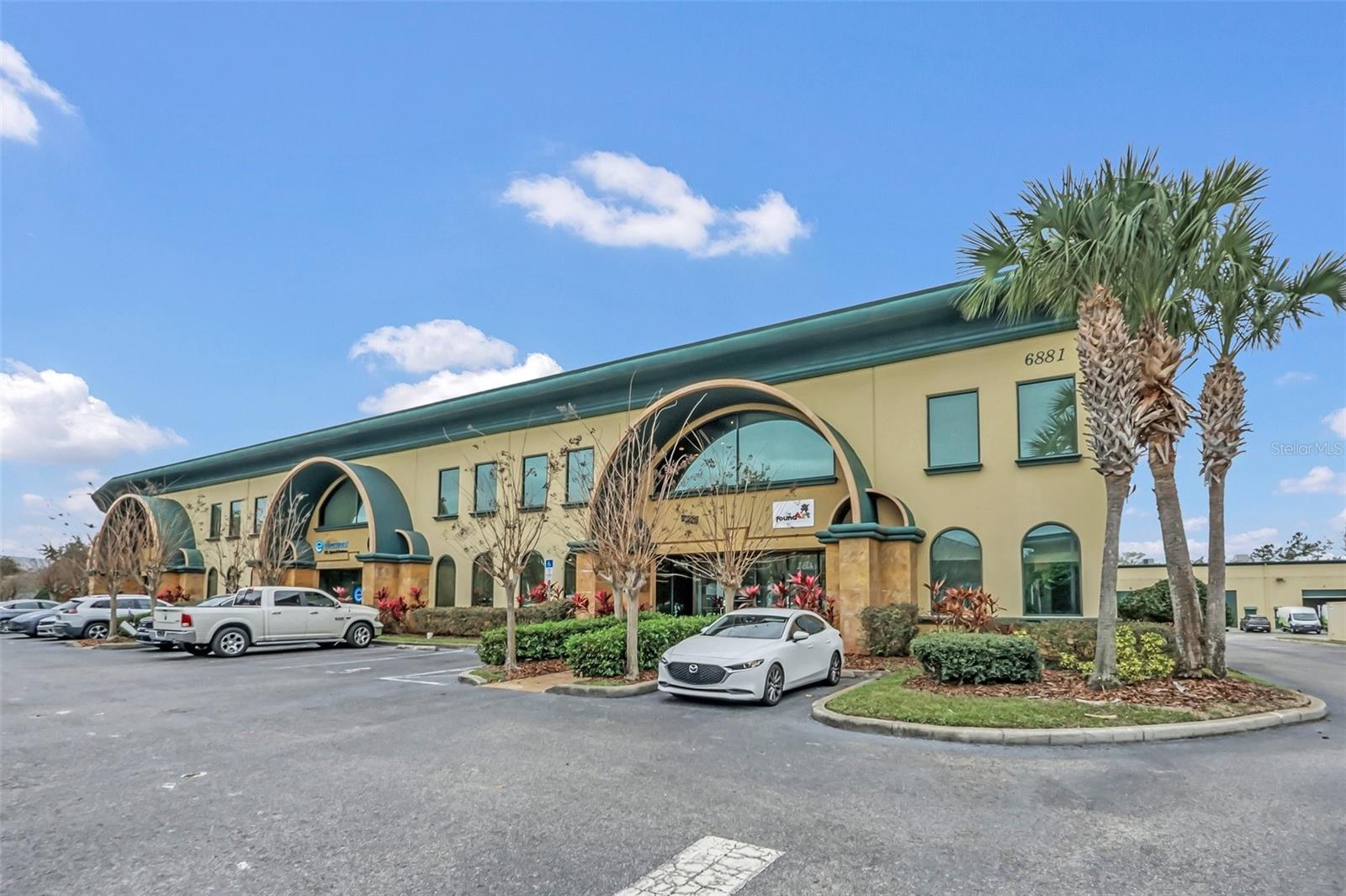 6881 KINGSPOINTE PKWY #17, ORLANDO, FL, 32819