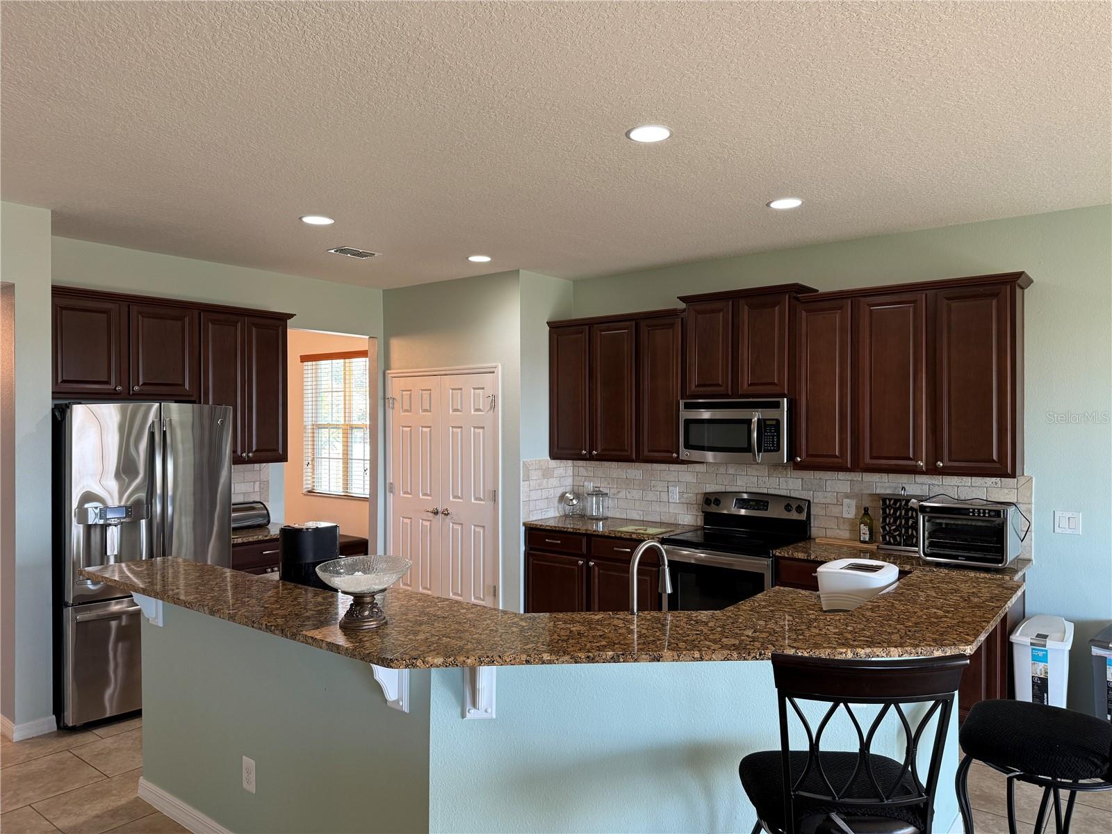 922 CAVAN DR, APOPKA, FL, 32703