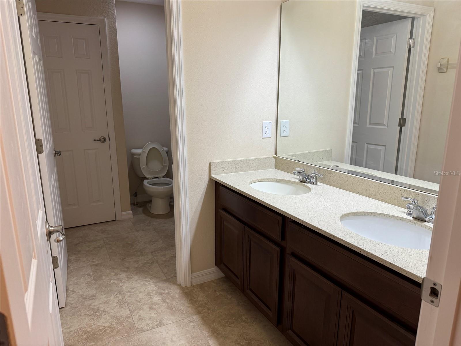 922 CAVAN DR, APOPKA, FL, 32703