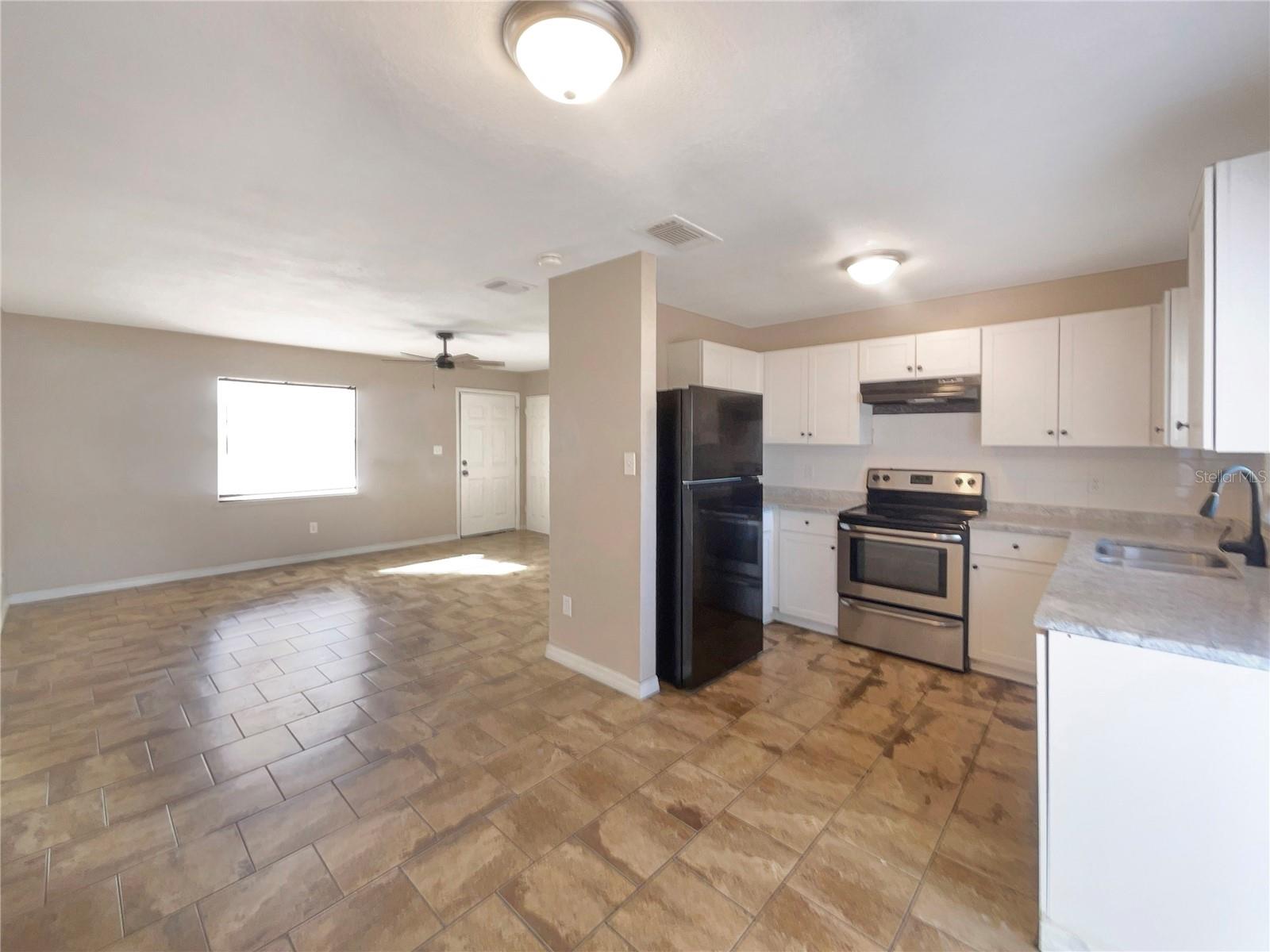 1490 LAKE OPAL DR, APOPKA, FL, 32703