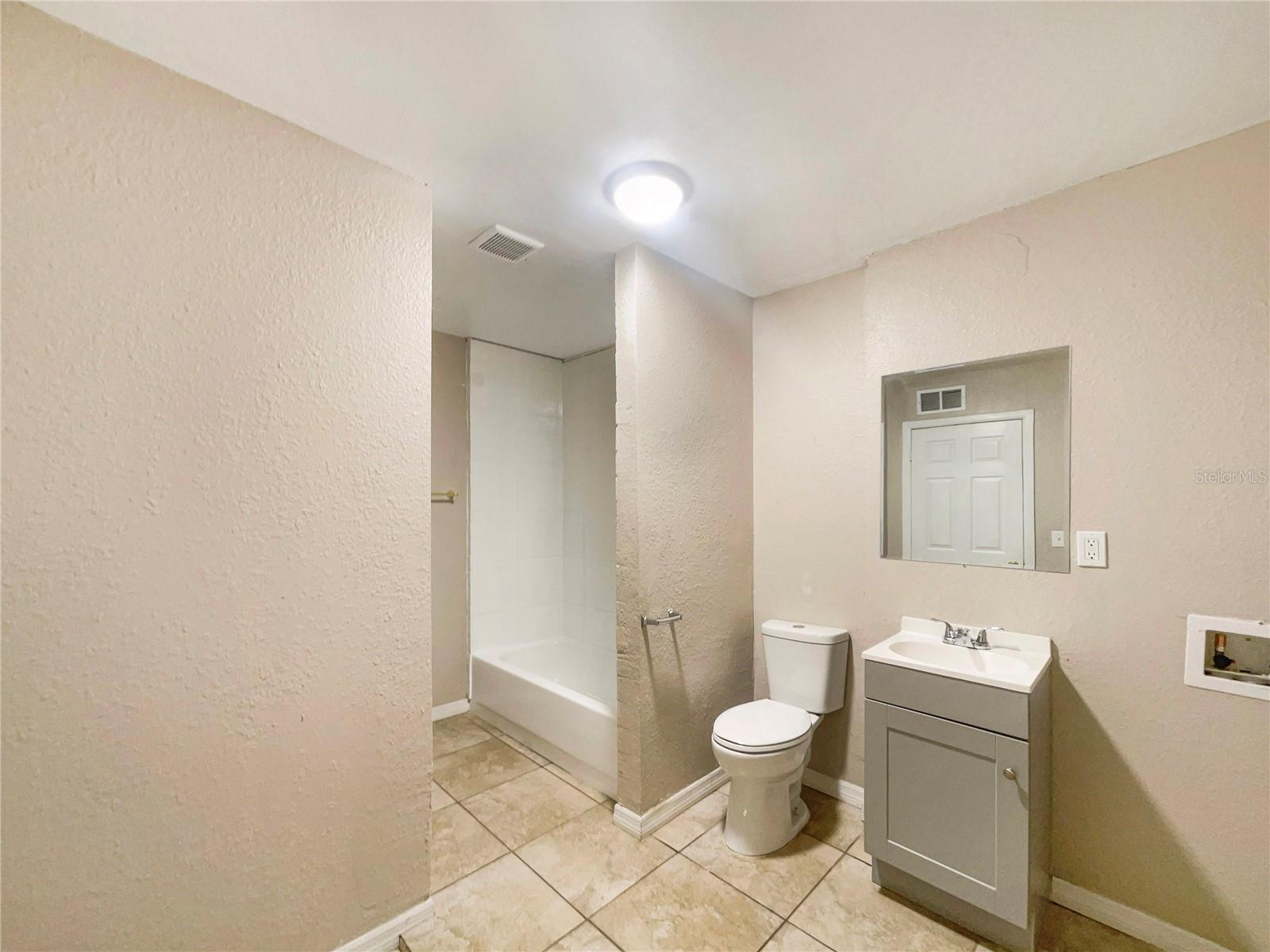 1490 LAKE OPAL DR, APOPKA, FL, 32703