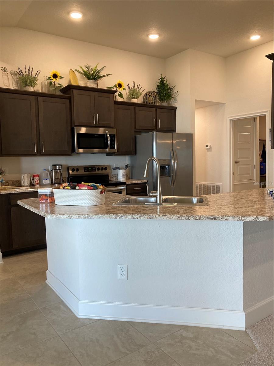 613 MARION OAKS TRL, OCALA, FL, 34473
